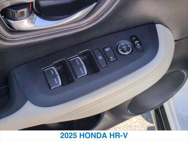 Used 2025 Honda HR-V EX-L image 13