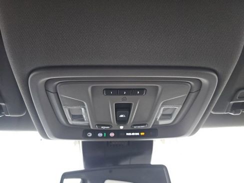 New 2026 GMC Sierra 1500 SLT w/ SLT Convenience Package image 29