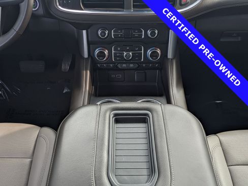 Used 2023 GMC Yukon SLT w/ SLT Luxury Package image 21