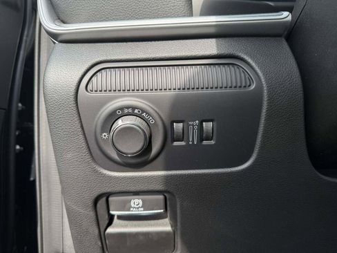 New 2026 Jeep Grand Wagoneer L Limited image 27