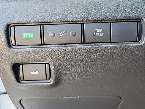 Certified 2024 Nissan Sentra SR image 22