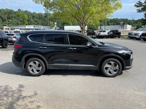 Used 2023 Hyundai Santa Fe SEL w/ Winter Weather Package FWD image 9