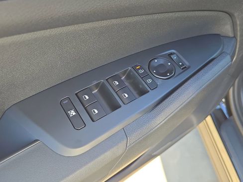 New 2026 Kia Sportage LX image 19