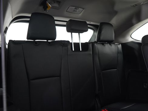 Used 2026 Toyota Highlander Platinum AWD/4WD image 13