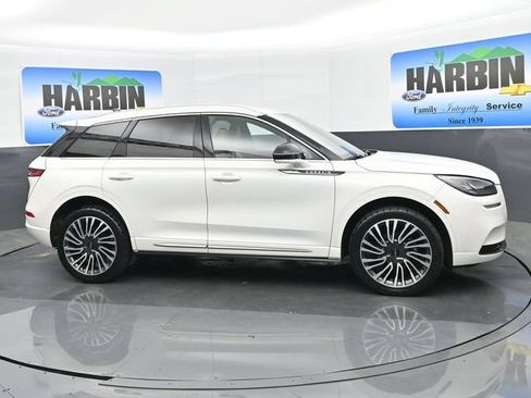 Used 2022 Lincoln Corsair Reserve w/ Sport Package AWD/4WD image 7