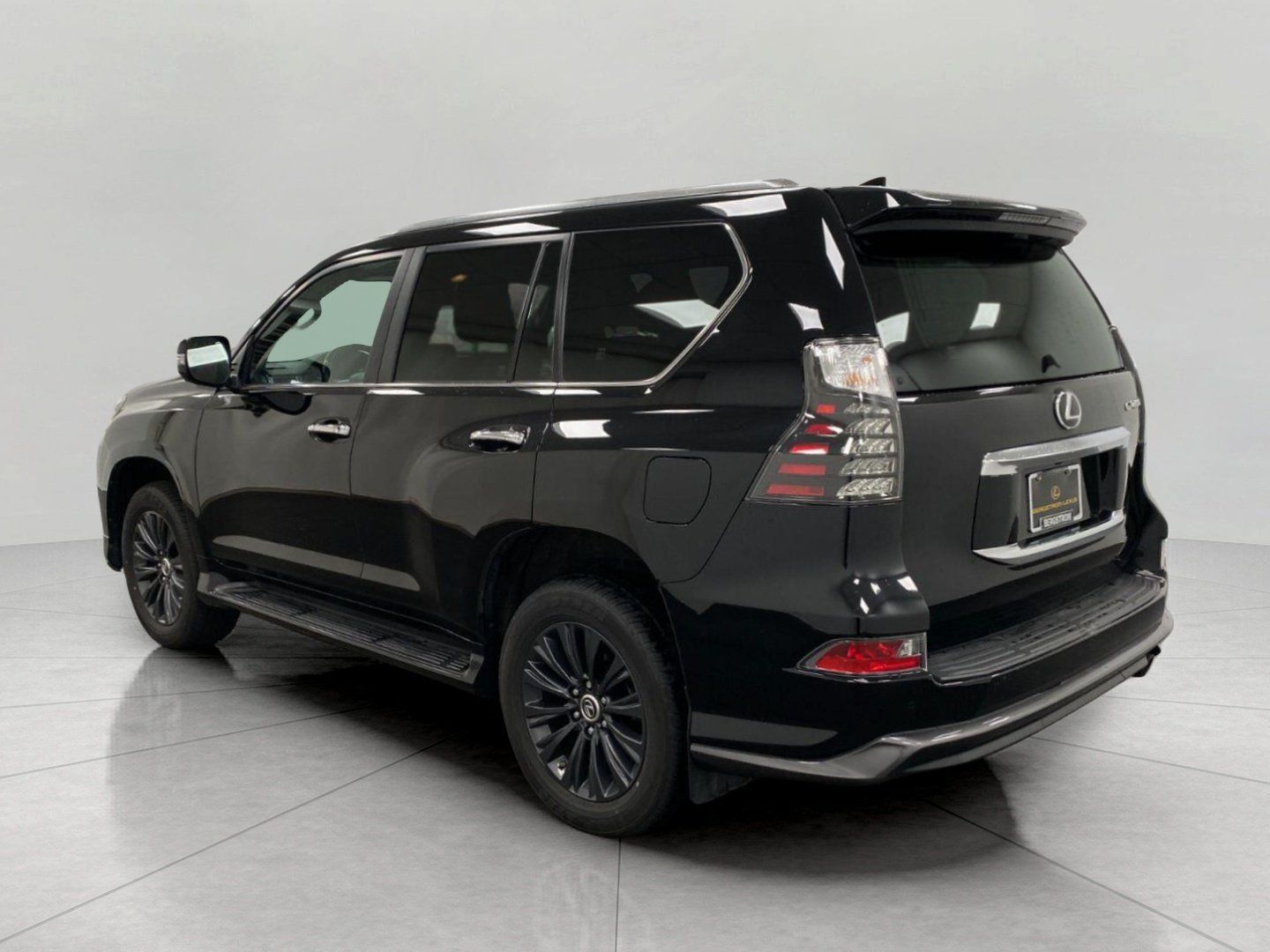 Used 2023 Lexus GX 460 Luxury w/ Sport Design Package AWD/4WD image 7