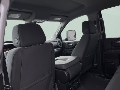 New 2026 Chevrolet Silverado 2500 Custom w/ Custom Convenience Package image 21