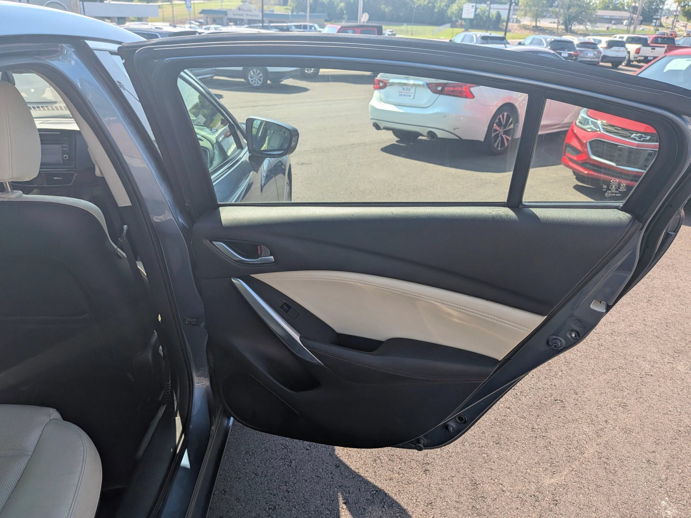 Used 2014 MAZDA MAZDA6 Grand Touring w/ MRCC + FOW Package FWD image 37