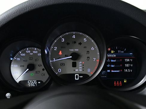 Certified 2023 Porsche Macan AWD/4WD image 13