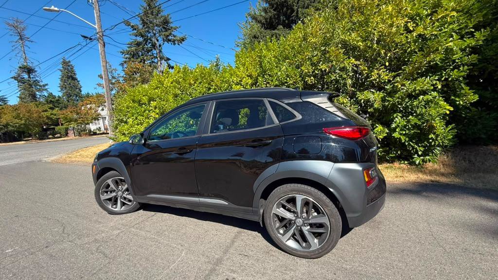 Used 2021 Hyundai Kona Ultimate AWD/4WD image 12