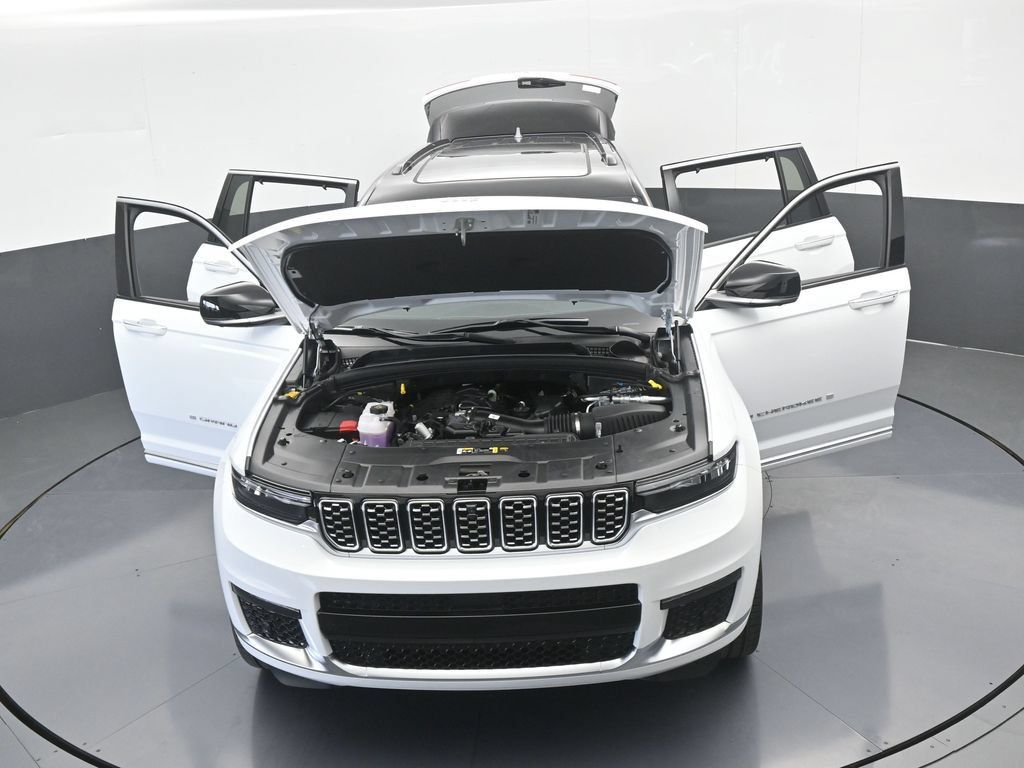 Used 2025 Jeep Grand Cherokee L Summit AWD/4WD image 71