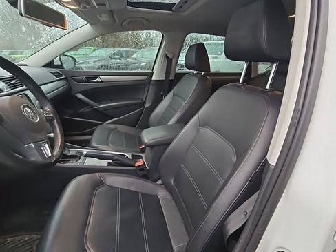 Used 2014 Volkswagen Passat TDI SE image 14