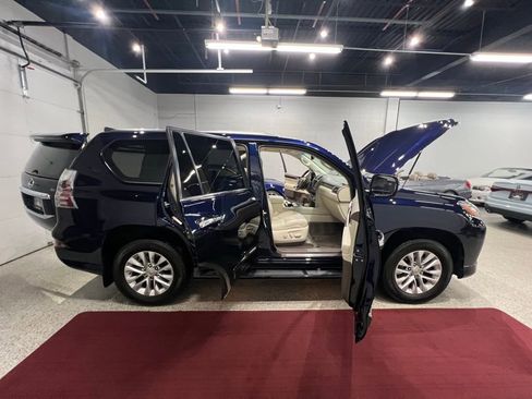 Used 2018 Lexus GX 460 Premium w/ Premium Package image 63