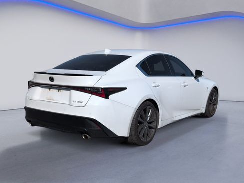 Used 2022 Lexus IS 350 F Sport image 3