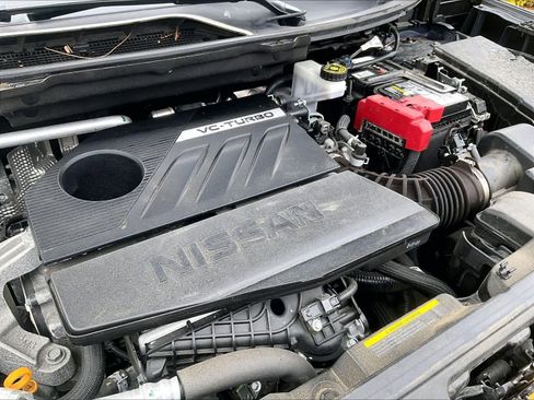 Used 2024 Nissan Rogue SV image 33