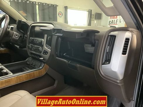 Used 2018 GMC Sierra 1500 SLT AWD/4WD image 39