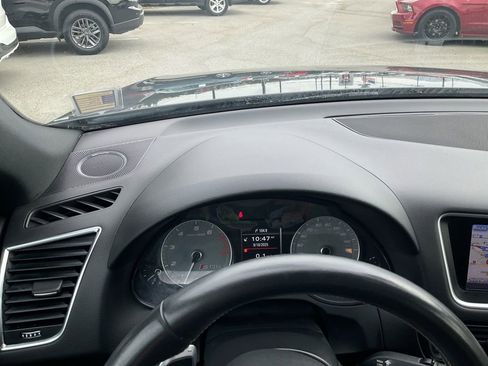 Used 2015 Audi SQ5 Prestige w/ Prestige Package image 26