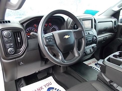 Used 2024 Chevrolet Silverado 2500 W/T w/ WT Convenience Package image 10