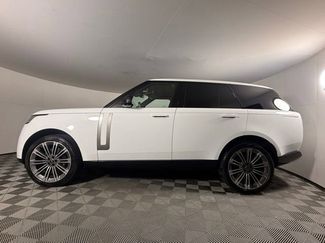 Used 2024 Land Rover Range Rover SE AWD/4WD video 3