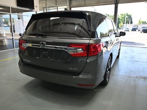Used 2018 Honda Odyssey Elite image 5