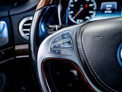 Used 2015 Mercedes-Benz S 550 Sedan image 31