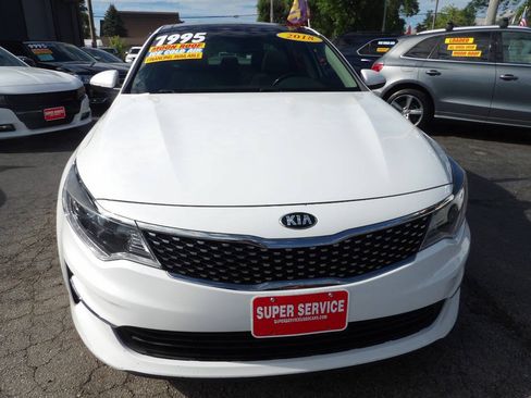 Used 2018 Kia Optima EX w/ Premium Package FWD image 2