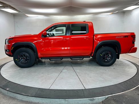 New 2026 Nissan Frontier PRO-4X w/ Pro-4x Convenience Package image 2