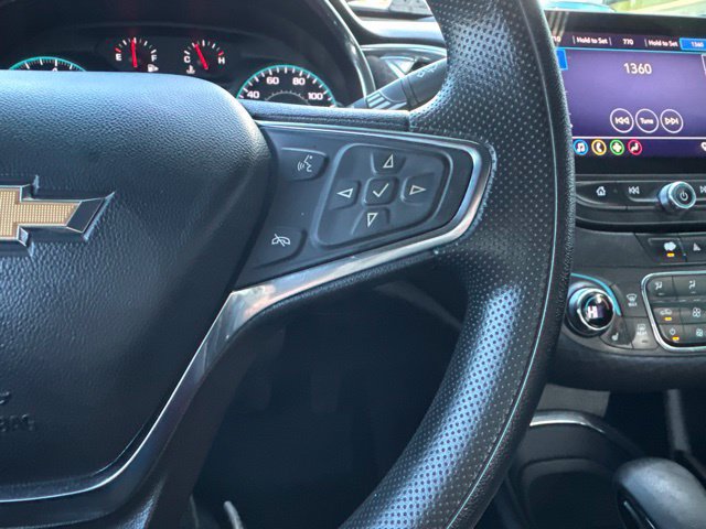 Used 2021 Chevrolet Malibu LT FWD image 18