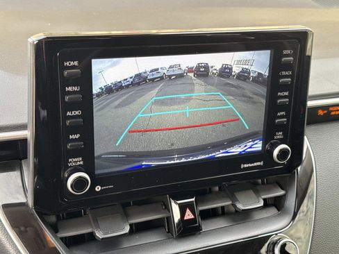 Used 2022 Toyota Corolla LE image 17