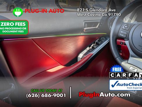 Used 2023 Lexus IS 500 w/ Accessory Package RWD image 19