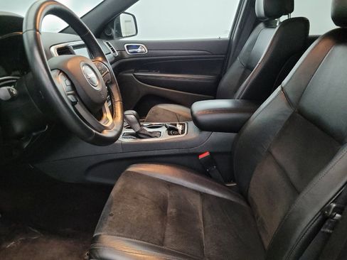 Used 2017 Jeep Grand Cherokee Altitude image 17