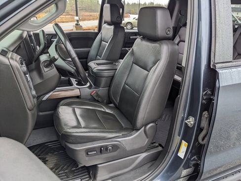 Used 2020 Chevrolet Silverado 1500 LT Trail Boss image 41