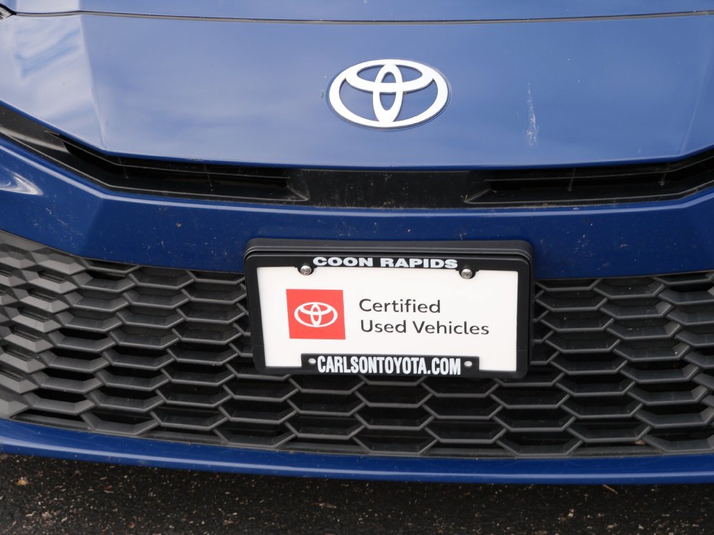 Certified 2025 Toyota Camry SE FWD image 9