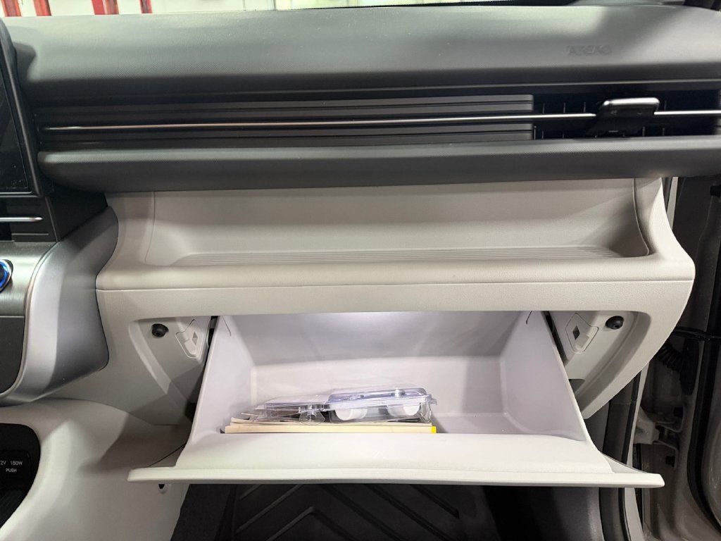 Used 2025 Hyundai Kona SEL AWD/4WD image 21