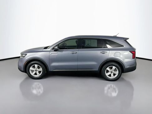 Used 2022 Kia Sorento LX FWD image 4