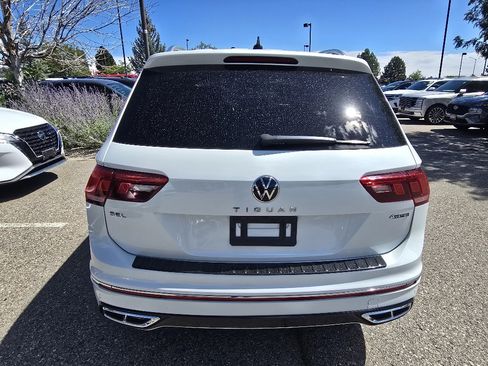 Used 2022 Volkswagen Tiguan SEL R-Line AWD/4WD image 5