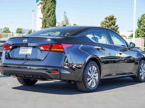 New 2025 Nissan Altima 2.5 S image 9