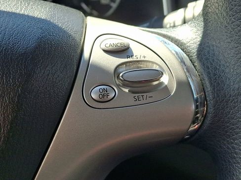 Used 2018 Nissan Murano S AWD/4WD image 22
