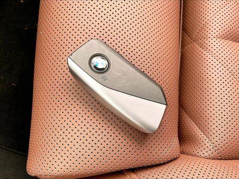 Used 2025 BMW X5 xDrive40i image 14