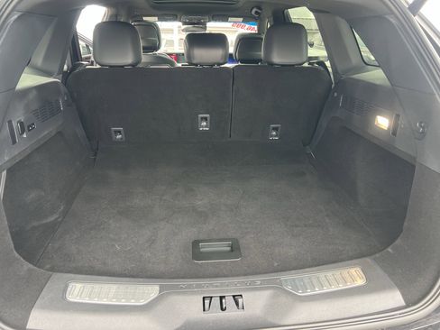 Used 2024 Lincoln Nautilus Premier w/ Equipment Group 102A image 19