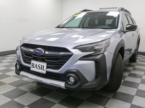 Used 2024 Subaru Outback Limited XT image 4
