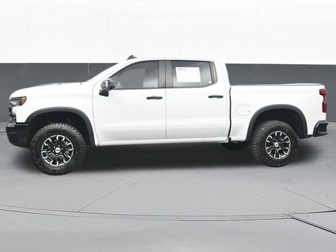 Used 2024 Chevrolet Silverado 1500 ZR2 w/ Technology Package AWD/4WD image 10