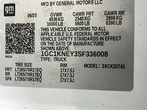 Used 2025 Chevrolet Silverado 2500 LT w/ Convenience Package image 34