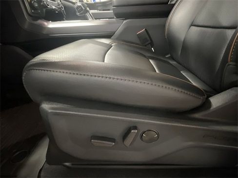 New 2025 Ford F150 Lariat w/ Equipment Group 501A Mid image 18