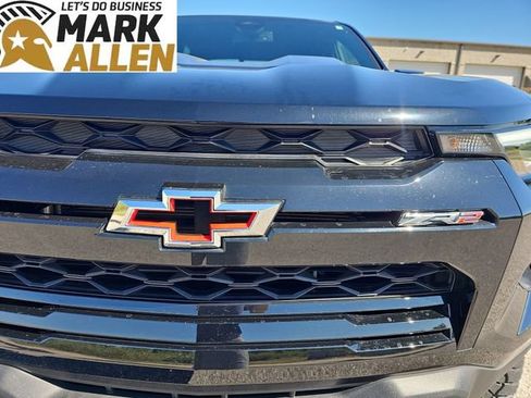 Used 2024 Chevrolet Colorado ZR2 AWD/4WD image 31