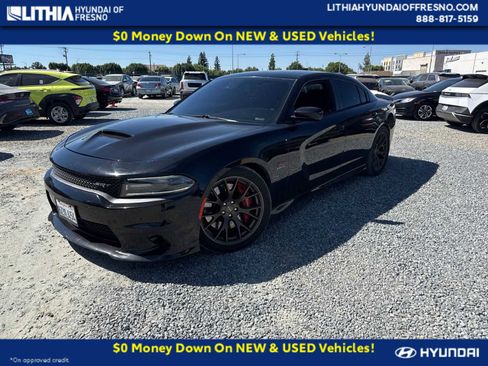 Used 2018 Dodge Charger SRT w/ Technology Group RWD image 1