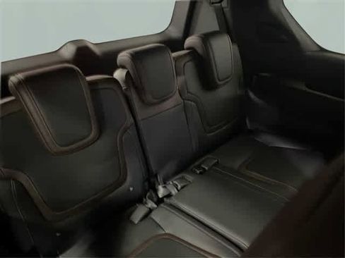 New 2025 Nissan Armada SL w/ Captain's Chari Seat Package image 23