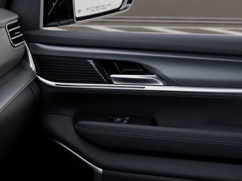 New 2026 Jeep Grand Wagoneer L Limited AWD/4WD image 25
