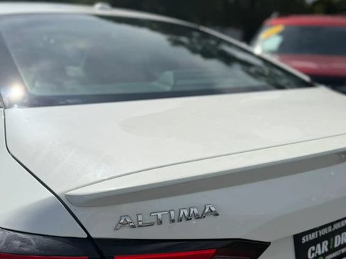 Used 2020 Nissan Altima 2.5 SV AWD/4WD image 8
