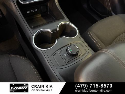 Used 2019 GMC Terrain SLE FWD image 19